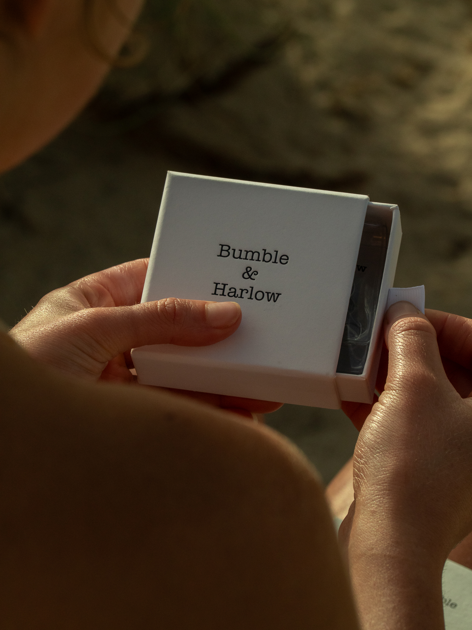 Bumble candid destination frame