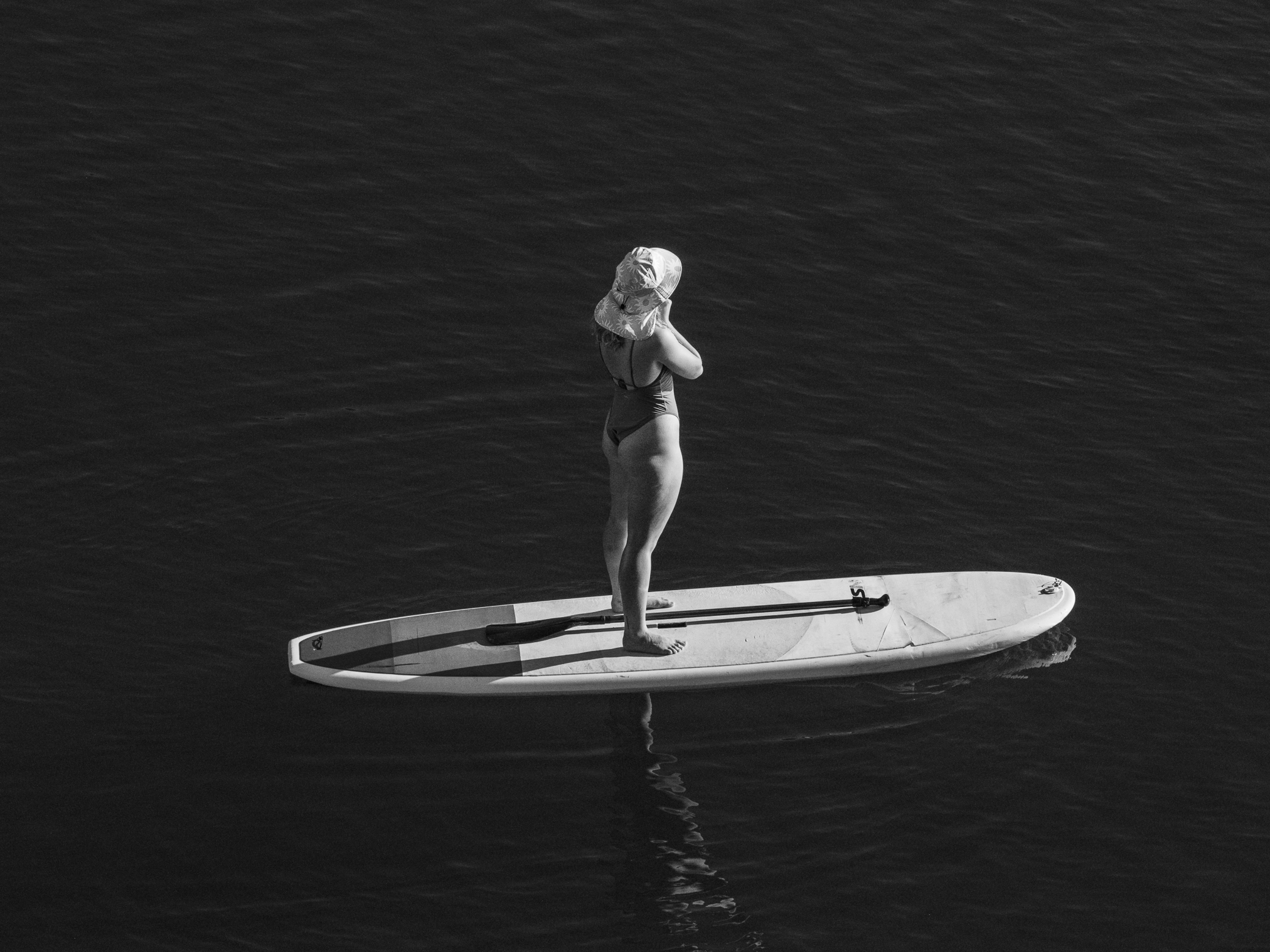 Contact transition background image